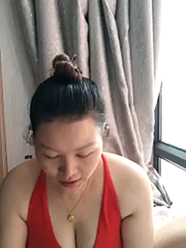 Jennie_dogy stripchat live cam model
