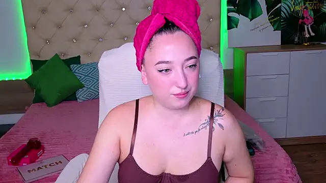 AVA_MAXIMUS stripchat live cam model