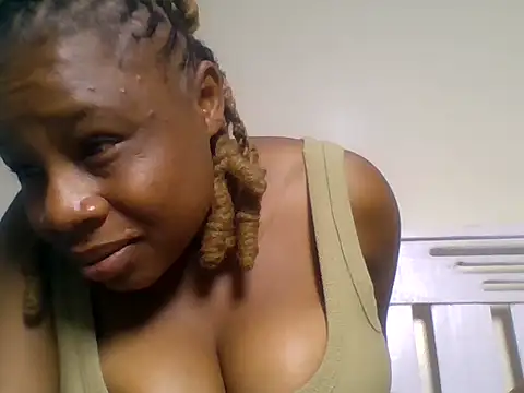ebonitah stripchat live cam model
