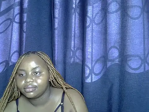 Rae_queen stripchat live cam model