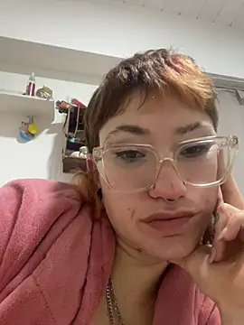 ladyaura_ stripchat live cam model