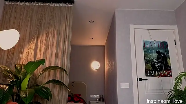 Naomi_Girly stripchat live cam model