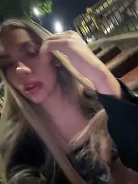 lindaandtony stripchat live cam model