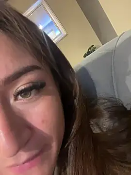 LuceroRm stripchat live cam model