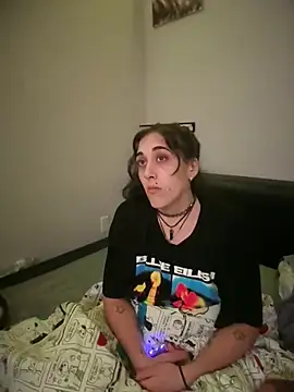 ThicBunz stripchat live cam model