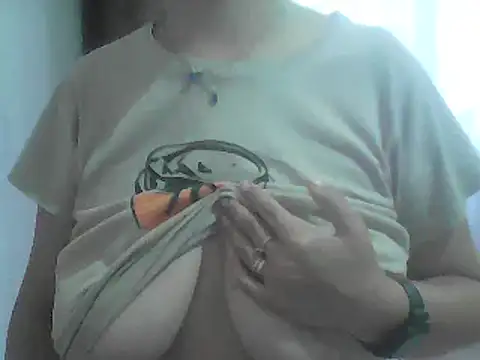 EvelinaRose stripchat live cam model