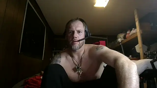 Freakslut007 stripchat live cam model
