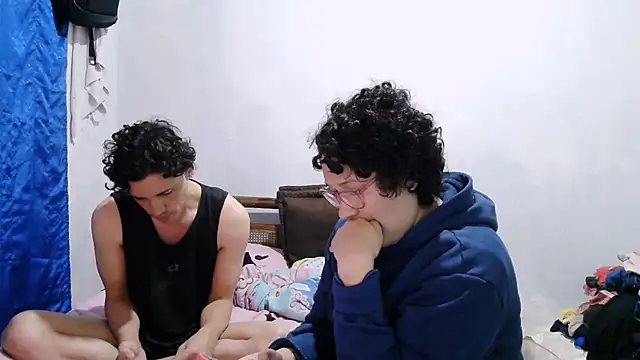 luxandracon23 stripchat live cam model