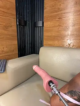 PinkyMoon stripchat live cam model