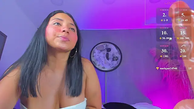 luccia_smith stripchat live cam model