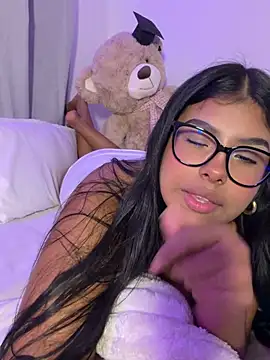 AnaBrowmn stripchat live cam model