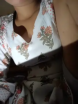lovely_bhabhi_ stripchat live cam model
