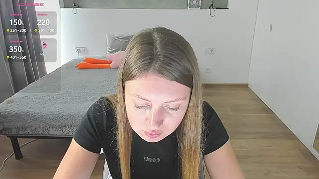 Kitkatvel stripchat live cam model