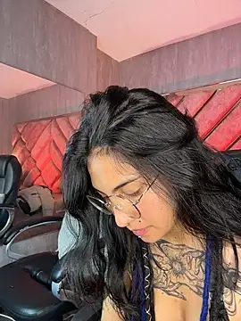Velvet_Mysstic stripchat live cam model
