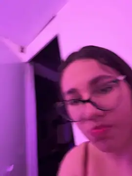 miakhalaf_ stripchat live cam model