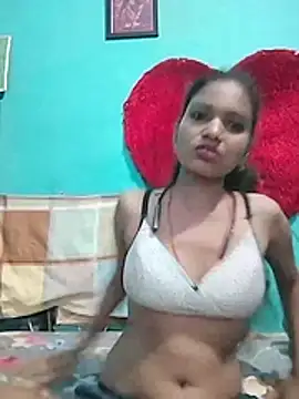 Prishacam123 stripchat live cam model