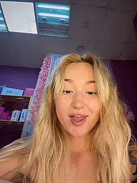 Rimmahottes stripchat live cam model
