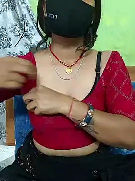 Desi_Diva_Soniya stripchat live cam model