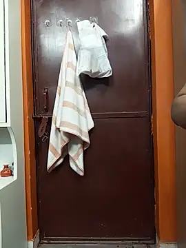 Manjudear stripchat live cam model