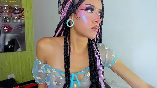 dolly_boob stripchat live cam model