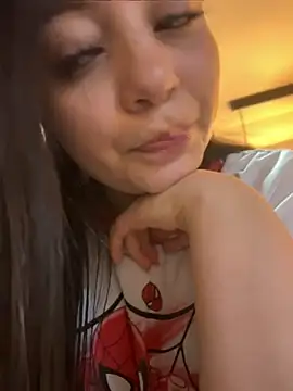 -Lorelain- stripchat live cam model