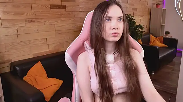 LilaMccoy stripchat live cam model
