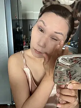 Lq_030683 stripchat live cam model