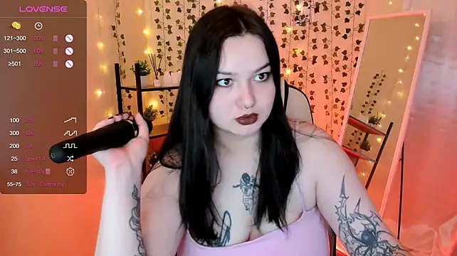 Aliceweidel_ stripchat live cam model