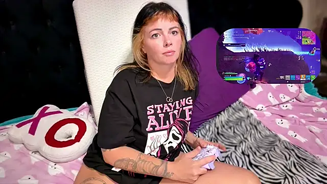 MarlaFknSinger stripchat live cam model