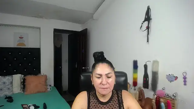 mature_bigboobs10 stripchat live cam model
