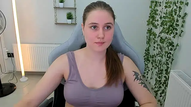 ViolaSecret stripchat live cam model