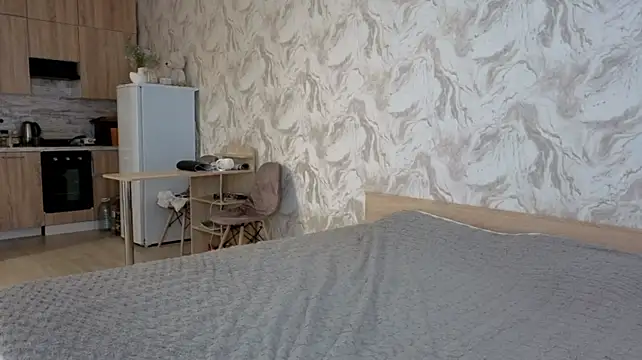 AmieSky stripchat live cam model