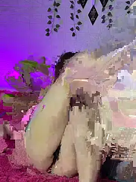Keyla-moon stripchat live cam model
