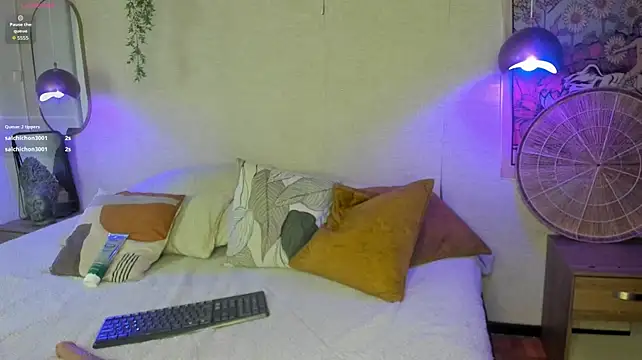 Rousse_dh stripchat live cam model