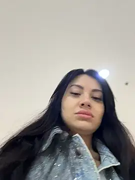 Wet__Bunny stripchat live cam model