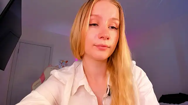 Eva_Davi stripchat live cam model