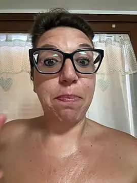 SinfulMarkedQueens stripchat live cam model