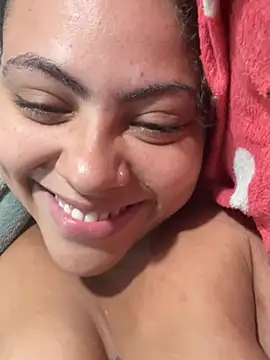 Chloe_Leaozinho stripchat live cam model