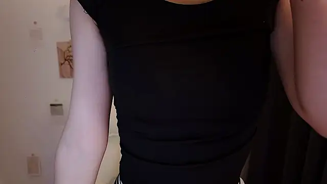 Kitteovo stripchat live cam model