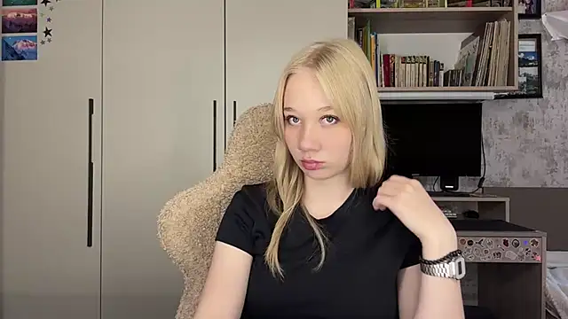 MargareteBerdar stripchat live cam model