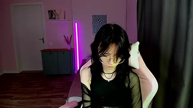 MargoLoooo stripchat live cam model
