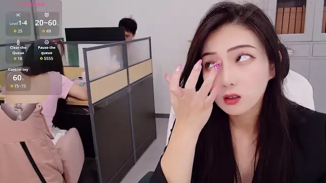 yangyang-777 stripchat live cam model