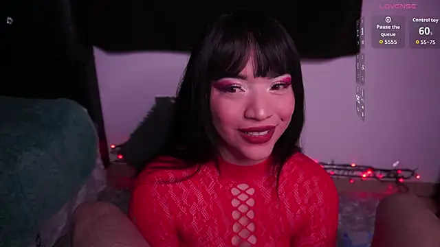 MaddisRock stripchat live cam model