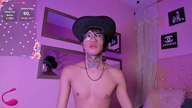 Liam_evvan stripchat live cam model
