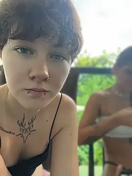 IceMur stripchat live cam model