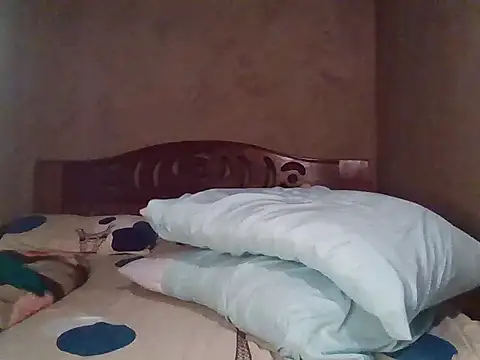 Chloe80 stripchat live cam model