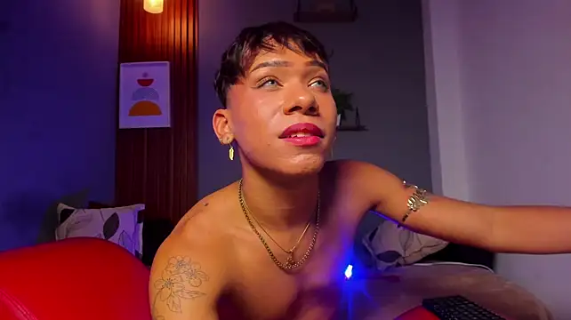 tiago_noir stripchat live cam model