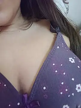 SUGARR_BUSEE stripchat live cam model