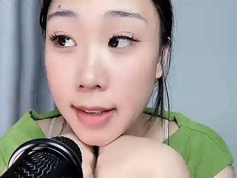 diudiu622 stripchat live cam model