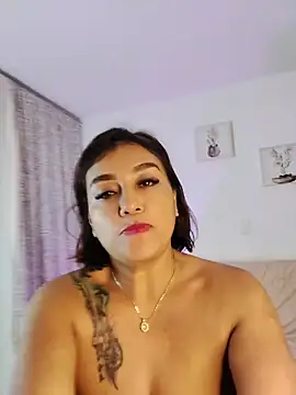 MrsFoucher stripchat live cam model